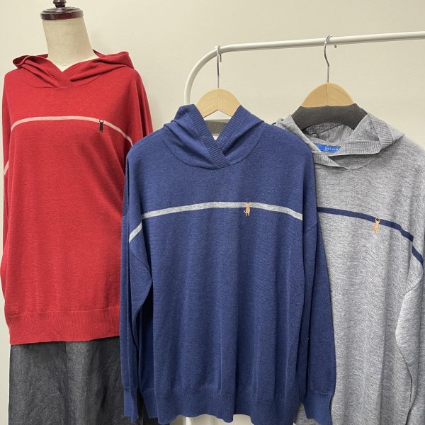 画像7: 猫刺繍入りフード付きプルオーバー (7)