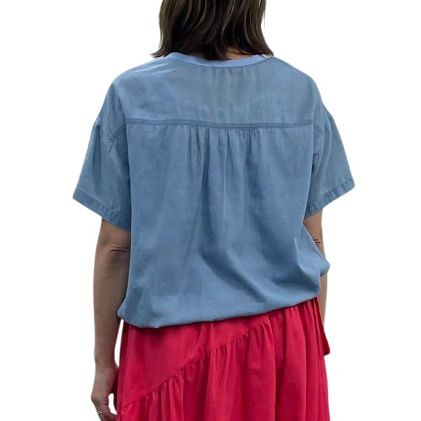 画像4: シアーデニム　ポケット付きプルオーバー (4)