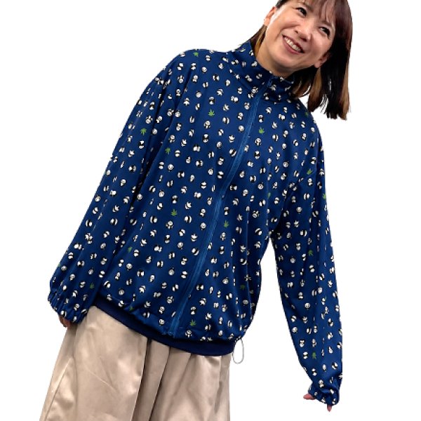 画像1: パンダ柄ハイネックＺIPブルゾン (1)
